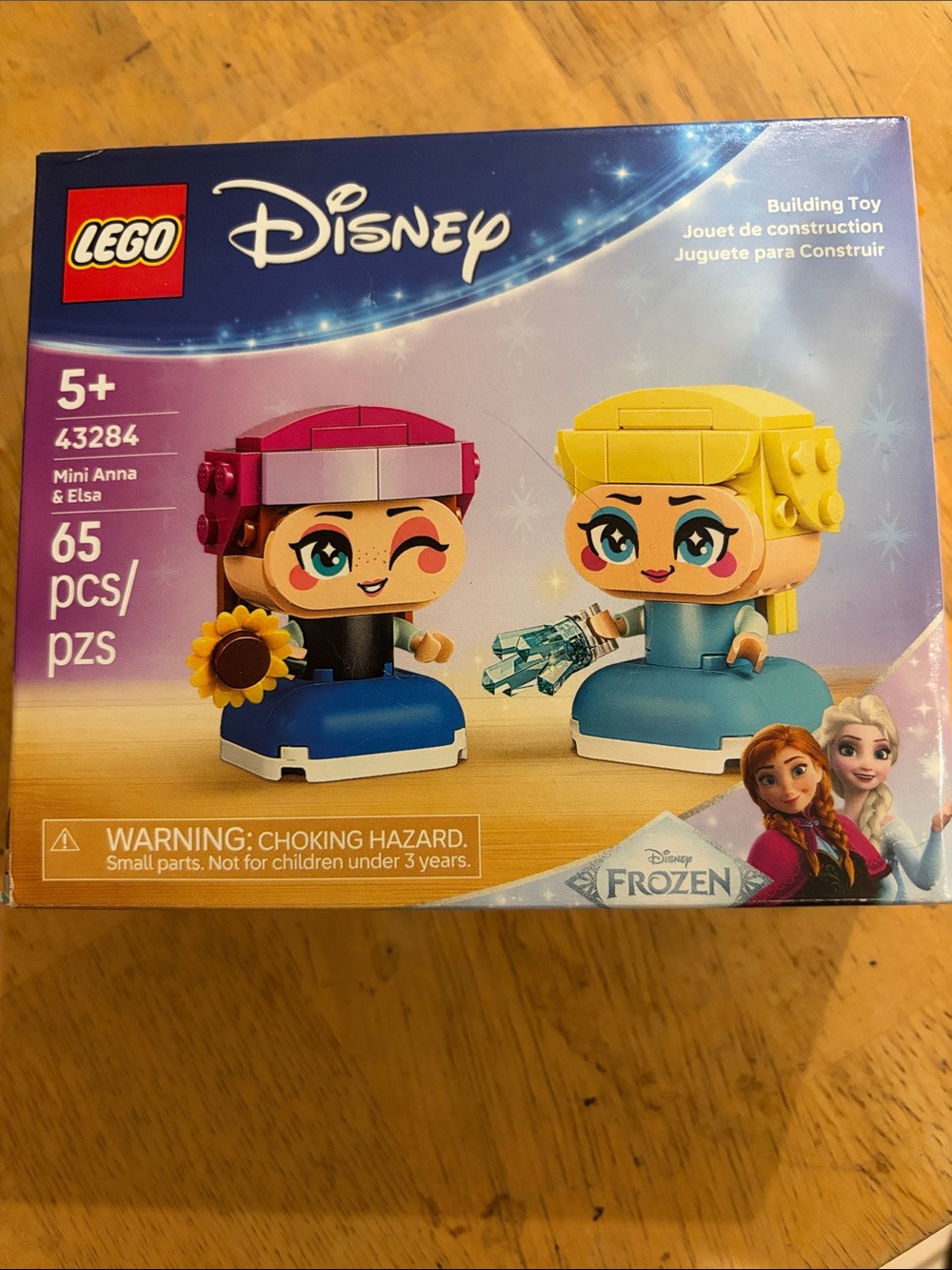 Disney LEGO Mini Anna & Elsa Building Set - Blue, Yellow, Pink, Purple